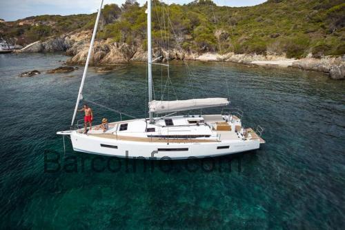 Jeanneau Sun Odyssey 440 ficha-técnica e avaliações